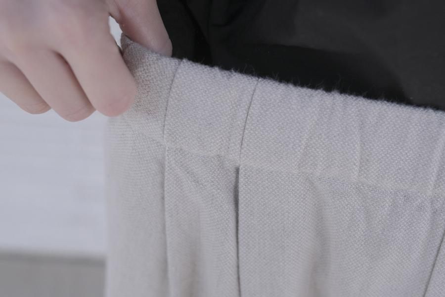 evam eva(エヴァム エヴァ) リネン タック パンツ / linen tuck
