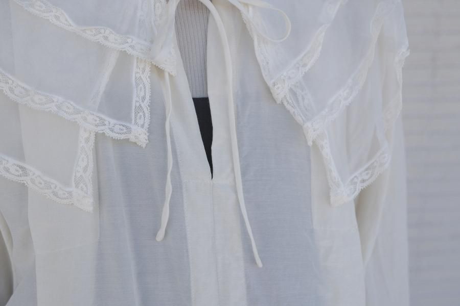 TOWAVASE トワヴァーズ　Leavers Blouse レースブラウス TOWAVASE | Leavers blouse - c a b i n e t O N L I N E S T O R E