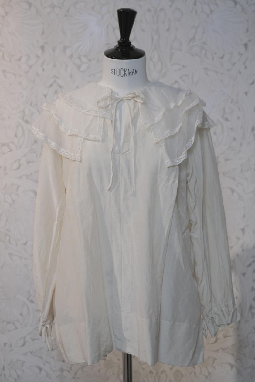 TOWAVASE トワヴァーズ　Leavers Blouse レースブラウス TOWAVASE トワヴァーズ Leavers Blouse レースブラウス