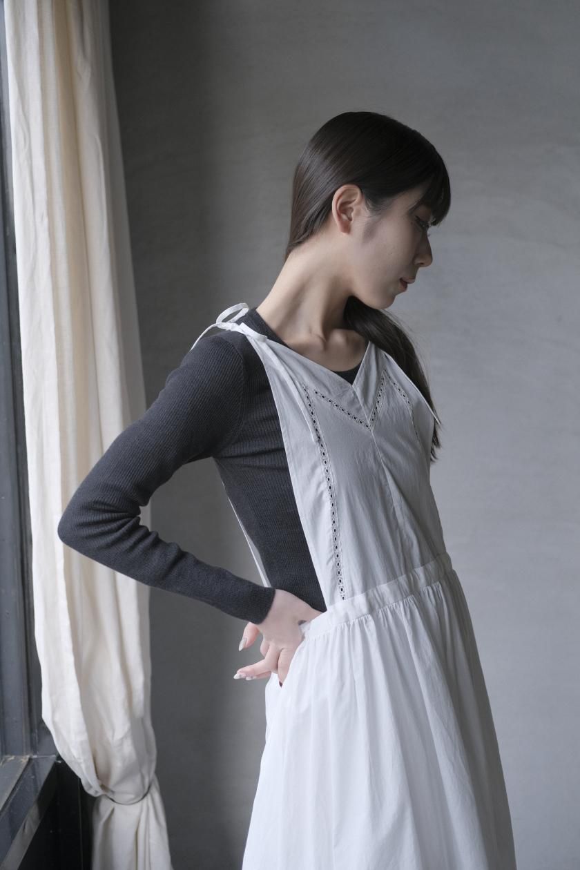 美品✨NATIVE VILLAGE クローバーリーフギャザーワンピース 日本製 美品✨NATIVE VILLAGE クローバーリーフギャザーワンピース 日本製