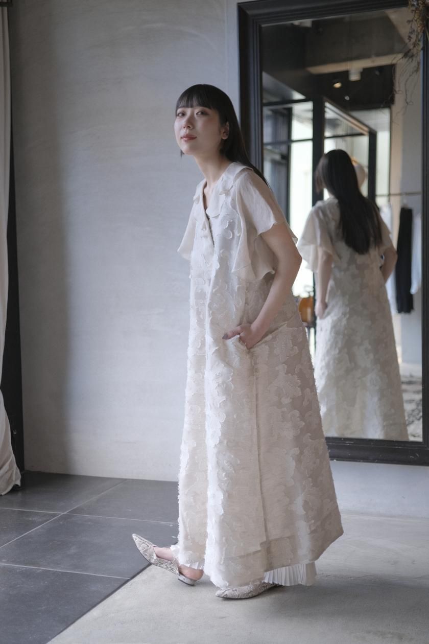 美品　SUSURI ススリ　サーディンドレスワンピース　フォーマル susuri（ススリ）の「SUSURI ススリ サーディンドレス #navy 【送料