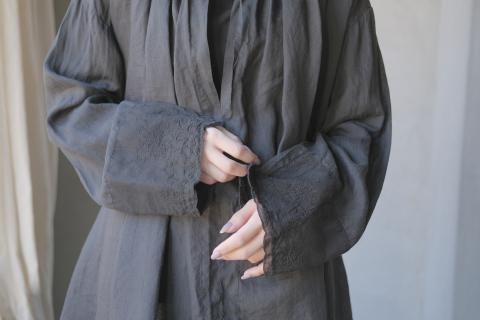 H&#233;riter / swatow handkerchief blouse