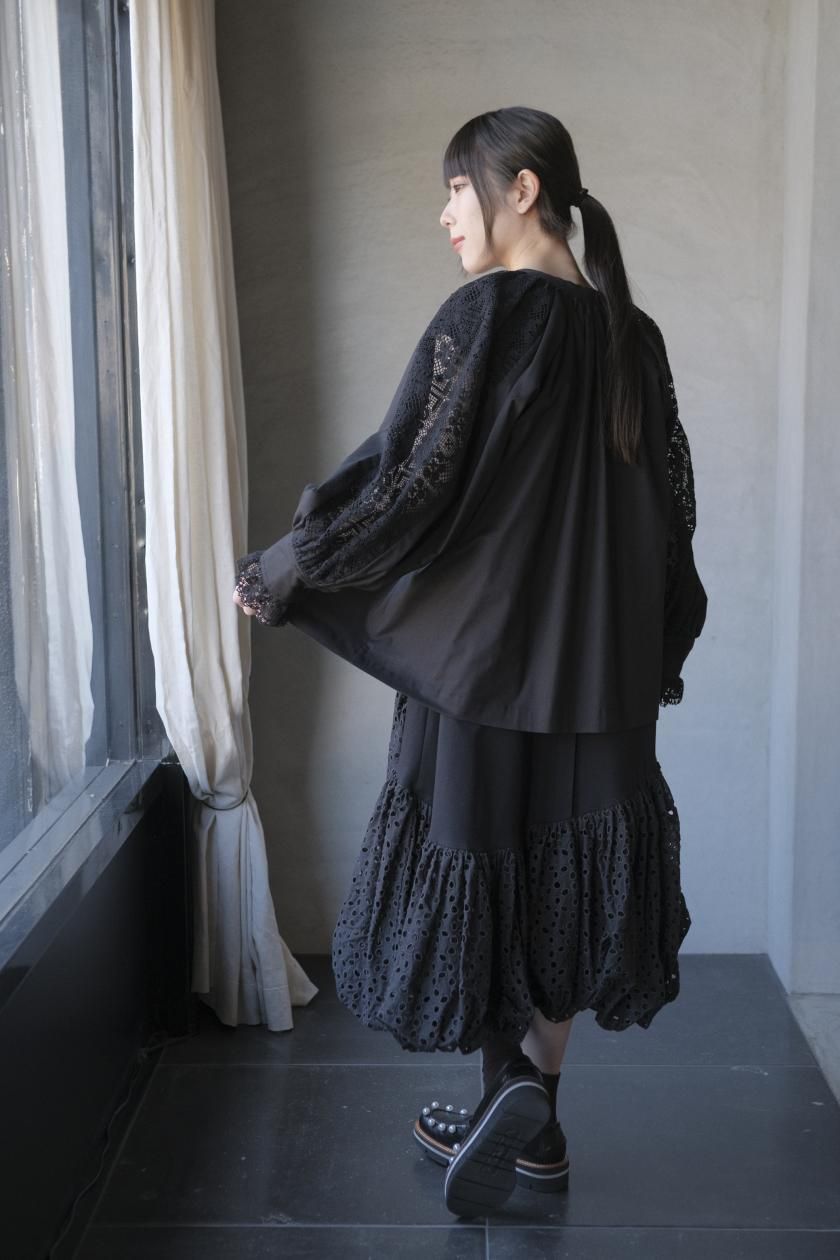 Heriter エリテ 日本製 古着 クルーニーレースブラウス 後ろボタン Heriter エリテ 日本製 古着 クルーニーレースブラウス 後ろボタン