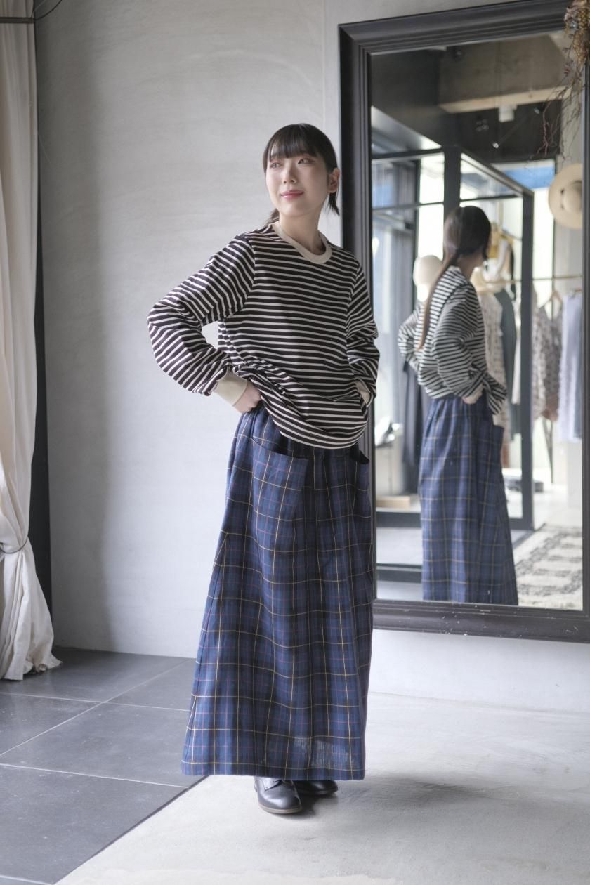 超特価激安の商品をすべて atelier naruse t e n i b a c - ボーダーカットソー | トップス