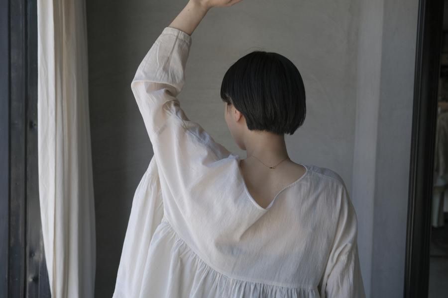 evam eva | ボタニカルダイプルオーバー - c a b i n e t O N L I N E