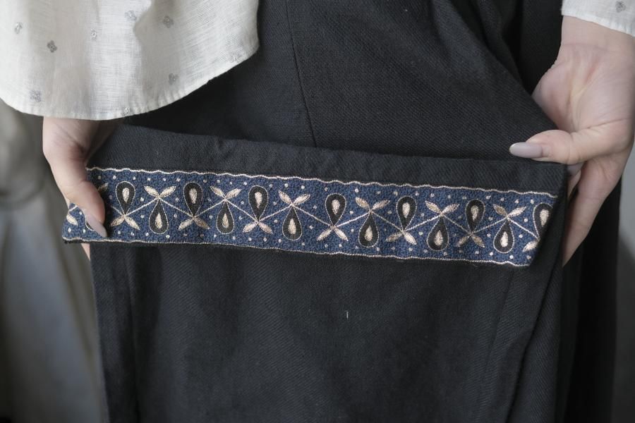 BUNON / Back Button Seilor Blouse | Handwoven Ethical
