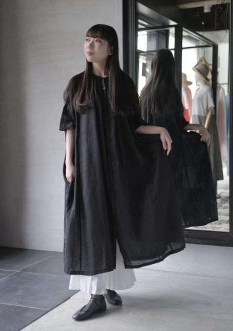linen V neck classic one-piece - atelier naruse｜Online