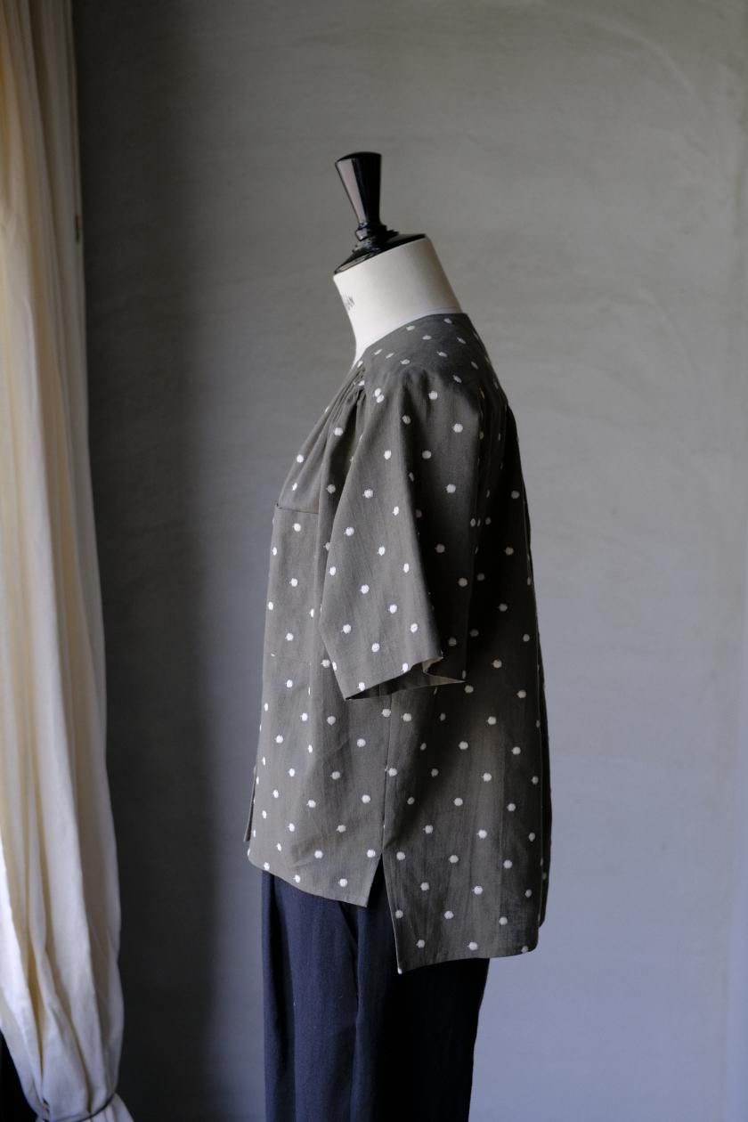 cotton linen ～ mizutama ～ V-neck blouse - atelier naruse