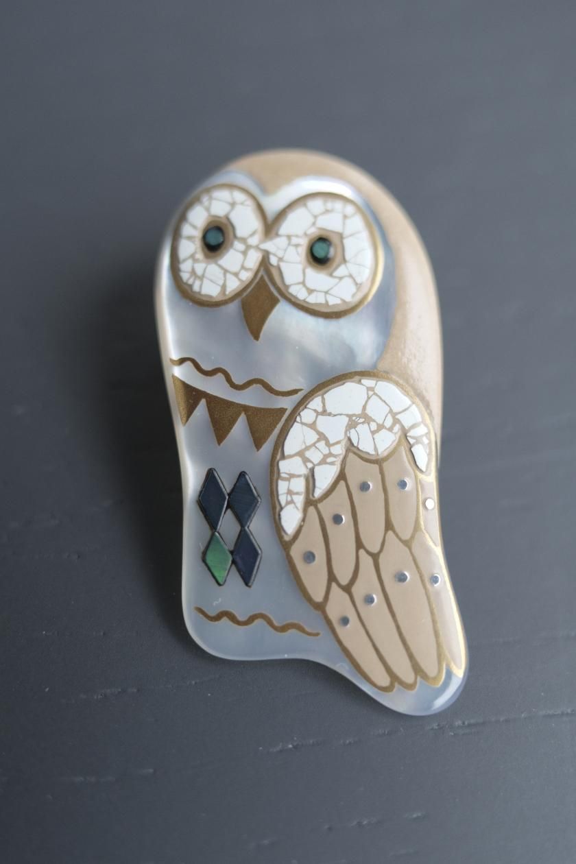 Classic ko | Owl White brooch - c a b i n e t O N L I N E S T O R E