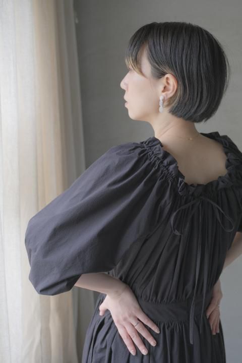 H&#233;riter / dress Black