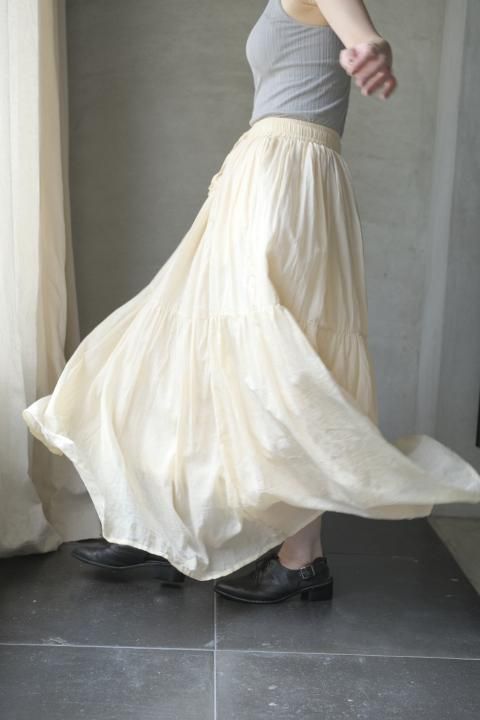 GUPTIHA / Airy skirt (Ecru)