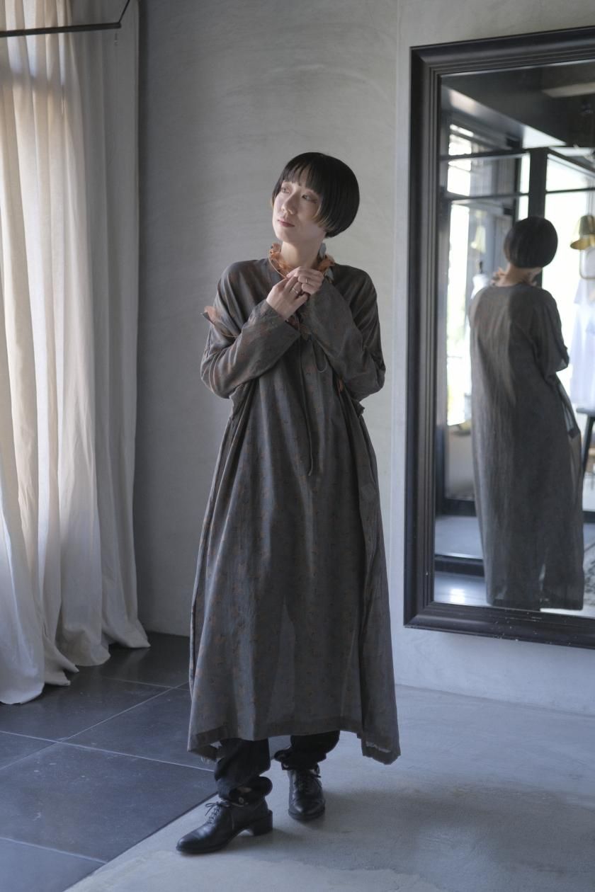 TOWAVASE Eliane (gray) | シルク100% - c a b i n e t O N L I N E