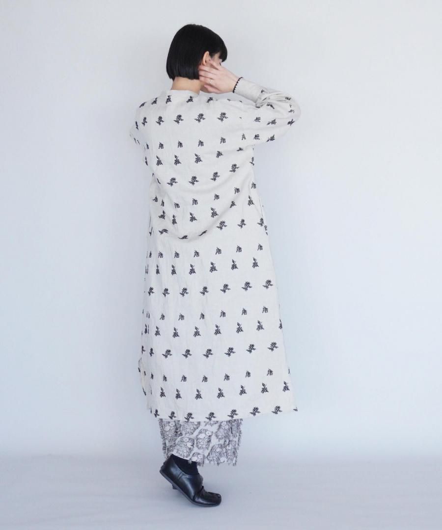 qiri 金木犀embroideryワンピース qiri | 金木犀刺繍ワンピース - c a b i n e t O N L I N E
