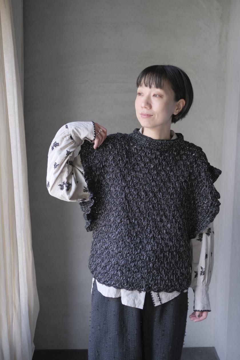 【即完売】BUNON Hand Crochet Gilet BUNON Hand Crochet Gilet | Gray - c a b i n e t O N L I N E S T O R E