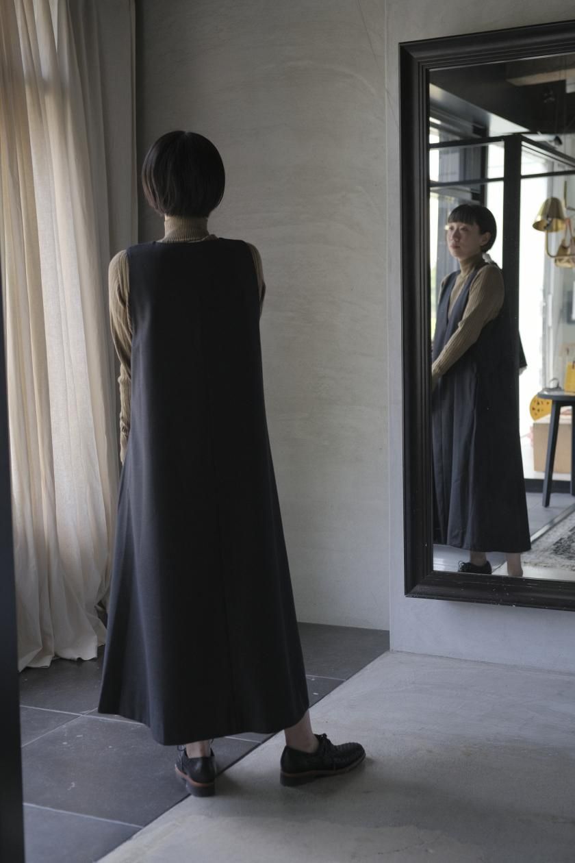 SP | クラシックファインウールノースリーブワンピース