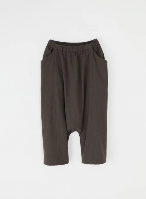 <img class='new_mark_img1' src='https://img.shop-pro.jp/img/new/icons14.gif' style='border:none;display:inline;margin:0px;padding:0px;width:auto;' />evam eva / cotton sarrouel pants