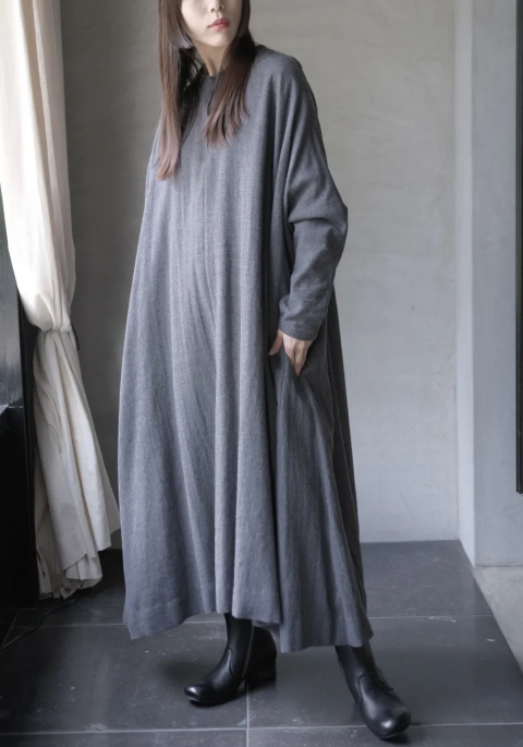 &#352;P / WOOL COTTON FLANNEL/ONEPIECE charcoal & black <img class='new_mark_img2' src='https://img.shop-pro.jp/img/new/icons14.gif' style='border:none;display:inline;margin:0px;padding:0px;width:auto;' />
