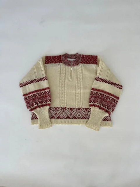 <img class='new_mark_img1' src='https://img.shop-pro.jp/img/new/icons14.gif' style='border:none;display:inline;margin:0px;padding:0px;width:auto;' />ASEEDONCL&#214;UD / Handwerkers / Seiyako jacquard blouseOff white