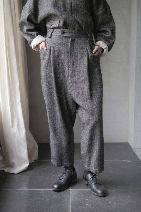 atelier naruse / shetland wool linen tuck wide pantsblack