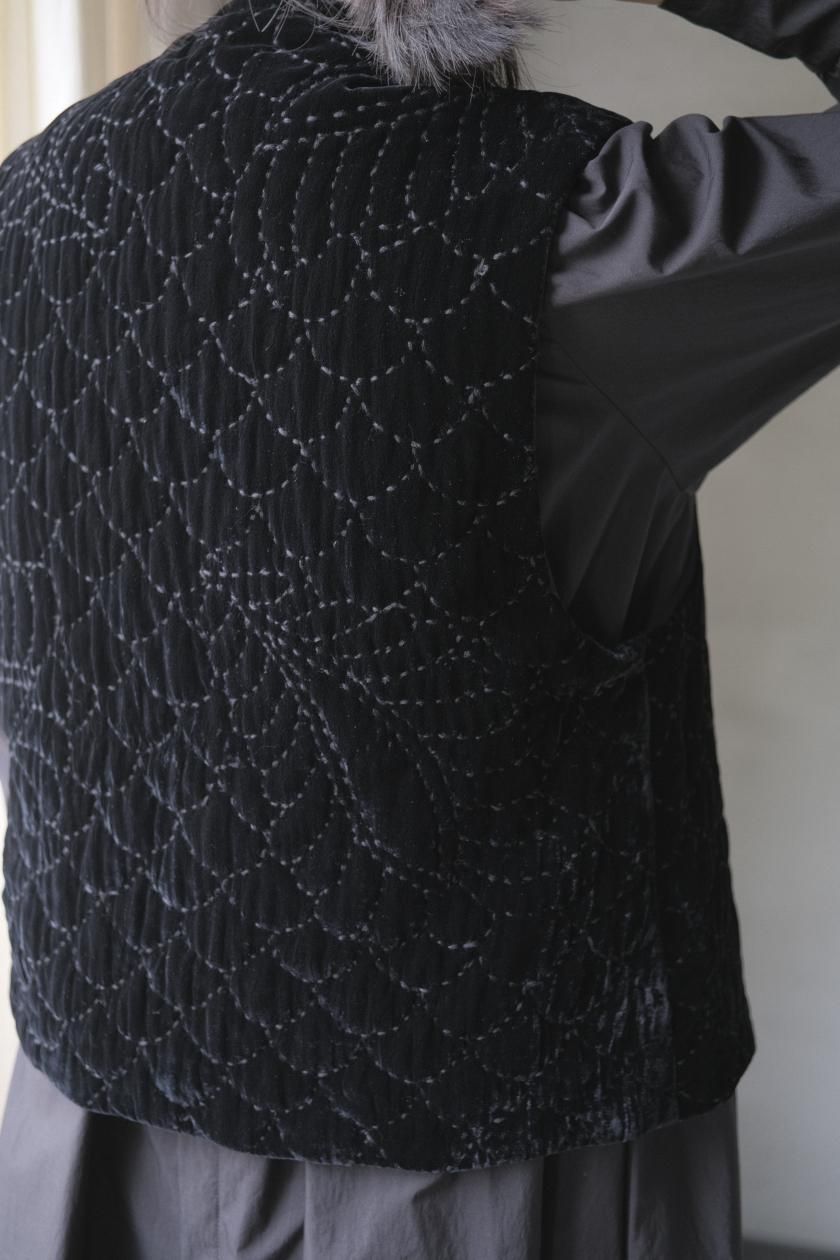 TOWAVASE | ベルベットベスト - c a b i n e t O N L I N E S T O R E