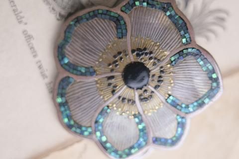 Classic ko / ANEMONE brooch