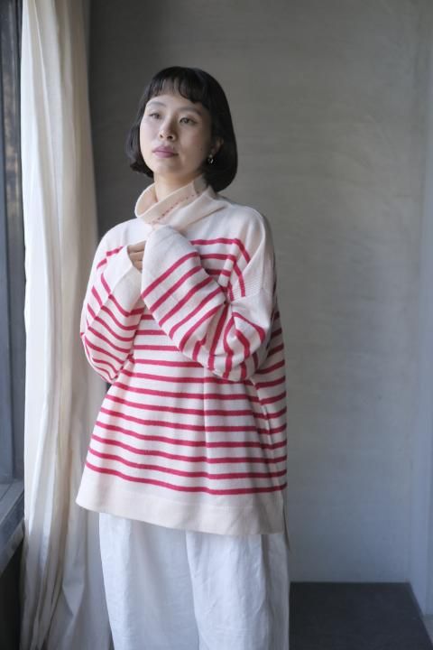 <img class='new_mark_img1' src='https://img.shop-pro.jp/img/new/icons14.gif' style='border:none;display:inline;margin:0px;padding:0px;width:auto;' />TOWAVASE / maison de montagne / Basque (Х) / pullover Civory  red