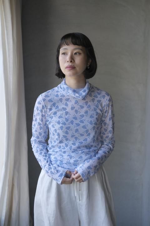 <img class='new_mark_img1' src='https://img.shop-pro.jp/img/new/icons14.gif' style='border:none;display:inline;margin:0px;padding:0px;width:auto;' />TOWAVASE / åȥwhite x blue