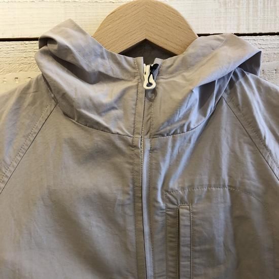 ARCH＆LINE（アーチアンドライン）　SWIM CLOTH POCKETABLE PARKA SOLID　レディース/パーカー　LT GRAY　ARCH&LINEより入荷 ARCH＆LINE（アーチアンドライン） SWIM CLOTH POCKETABLE PARKA