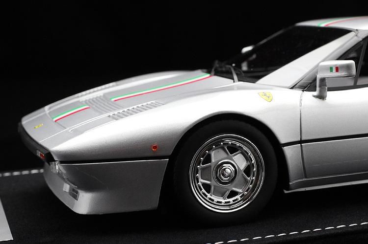 LookSmart MRcollection 1/18 フェラーリ 288 GTO special LookSmart MRcollection 1/18 フェラーリ 288 GTO special
