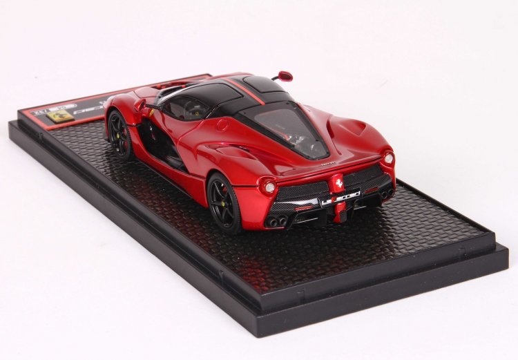 □BBR 1/43 ラ・フェラーリ LaFerrari ロッソコルサ322 2014 Ltd39/50 スケドーニレザー台座 フェラーリ F1□ -  ミニカー