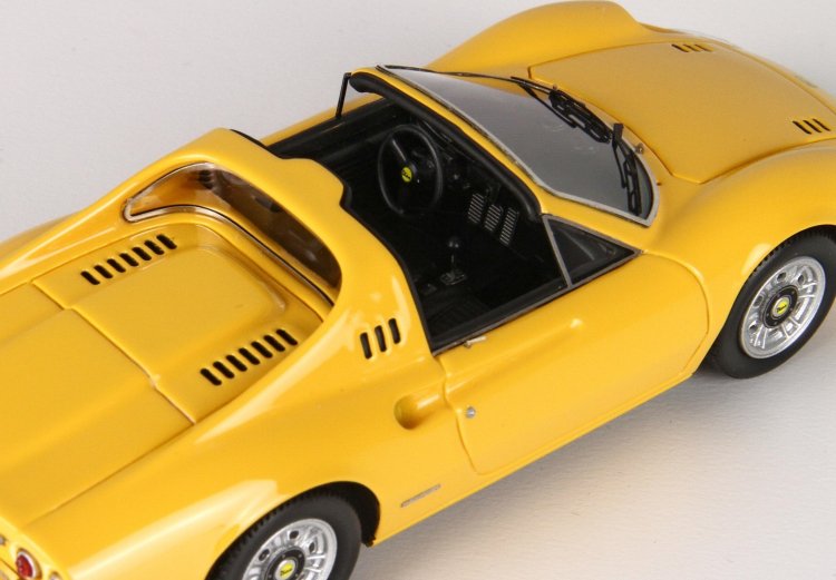 BBR 1/43 Dino 246 GTS Giallo Modena フェラーリ Ferrari BBRC54B - ミニカー・モデルカー  トップガレージ