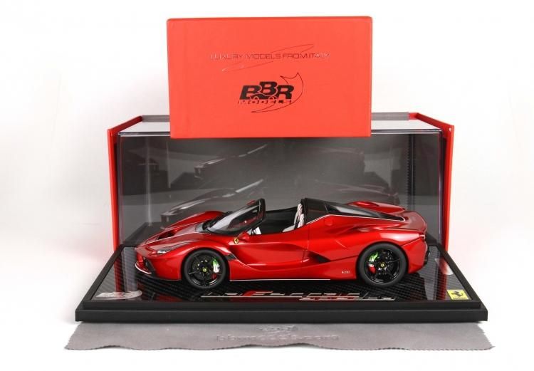 BBR 1/18 フェラーリ SA アペルタ　Race Red 310台限定