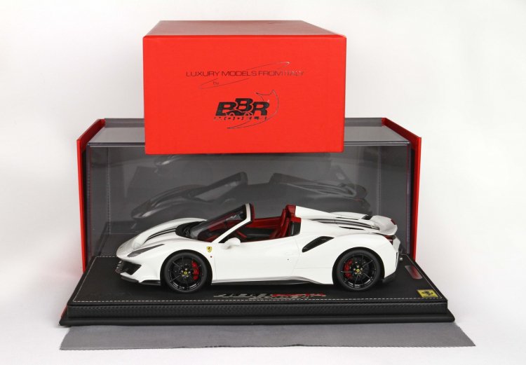 BBR 1/18 フェラーリ 488 Pista Spider Bianco Avus P18162G 世界限定24台 - ミニカー・モデルカー  トップガレージ