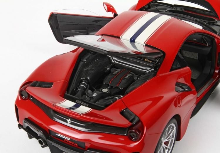 BBR 1/18 フェラーリ ferrari 488 Pista Rosso Corsa