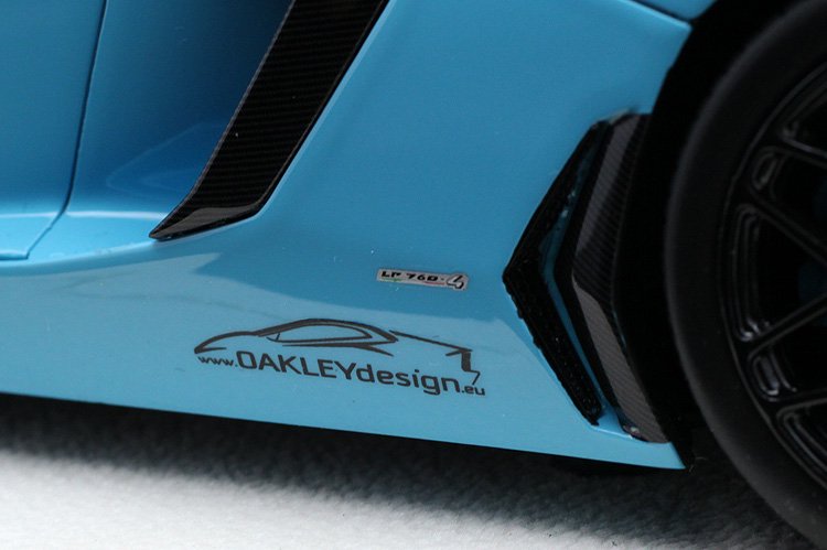 MRコレクション 1/18 ランボルギーニ アヴェンタドール Oakley Design Baby Blue 世界限定15台 - トップガレージ