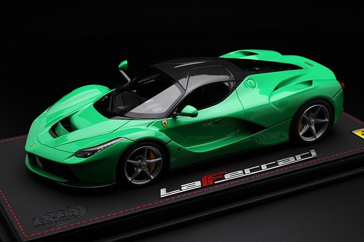 BBR 1/18 ラフェラーリ green/carbon fiber roof P1867GREEN BBR 1/18 ラフェラーリ green/carbon fiber roof P1867GREEN
