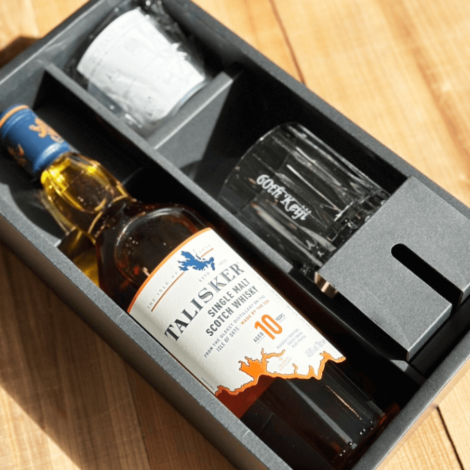 名入れ刻印リーデルグラス&タリスカーのギフトセット | 丸氷器 名入れ刻印リーデルグラス&タリスカーのギフトセット | 丸氷器