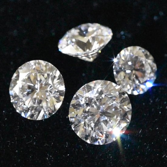 ダイヤ保険】0.50ct D SI2 EX 中央宝石研究所鑑定書付き【50％買取保証 ...