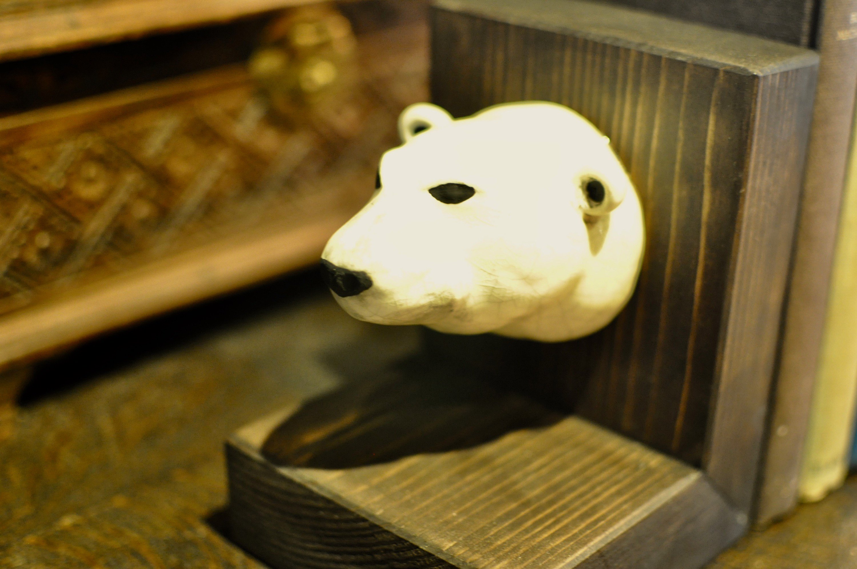 難あり 白熊毛皮 革 皮 素材 材料 革製品 白熊 ホッキョクグマ 北極熊