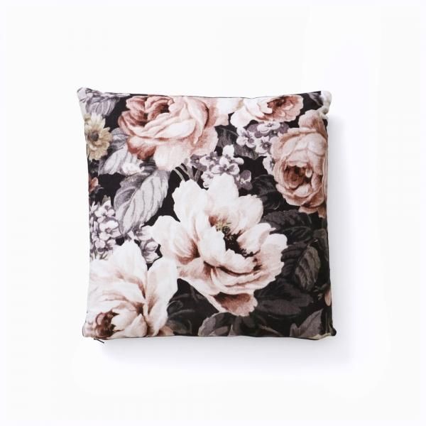 Bloomingville Cushion (Flower Print) - TREE & TRUNK | ツリー Bloomingville Cushion (Flower Print) - TREE & TRUNK | ツリー