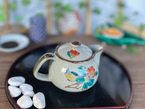 九谷焼 急須 左利き様用 大 椿に鳥 裏絵 九谷焼 急須 左利き様用 大 椿に鳥 裏絵