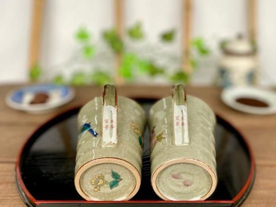 九谷焼 ペアマグカップ 金糸梅に鳥＆ソメイヨシノ 中裏絵-百華園