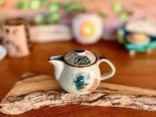 九谷焼 急須 小 金丸松竹梅 裏絵 九谷焼 急須 小 金丸松竹梅 裏絵