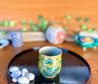 お値下げしました、九谷 金山銘 菊割 盃 お値下げしました、九谷 金山