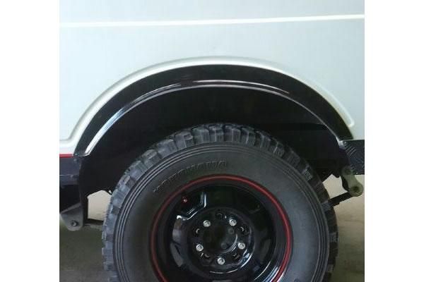 Jimny Ja11 オーバーフェンダー 30mmワイドタイプ 株式会社 ガレージ ベリー Jimny Ja11 オーバーフェンダー 30mmワイドタイプ 株式会社 ガレージ ベリー