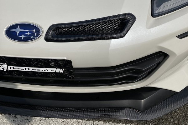 ZD8 BRZ　ｲﾝﾃｰｸﾀﾞｸﾄ（ｶｰﾎﾞﾝ）導入ﾀﾞｸﾄ（FRP） - 株式会社 ガレージ・ベリー