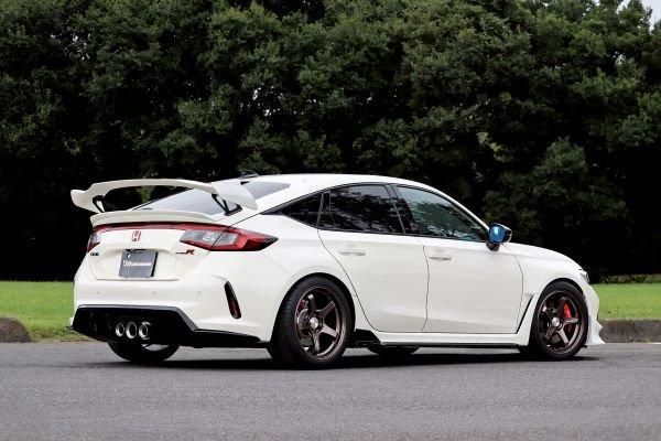 CIVIC TYPE-R GTウイング FRP製 - 株式会社 ガレージ・ベリー