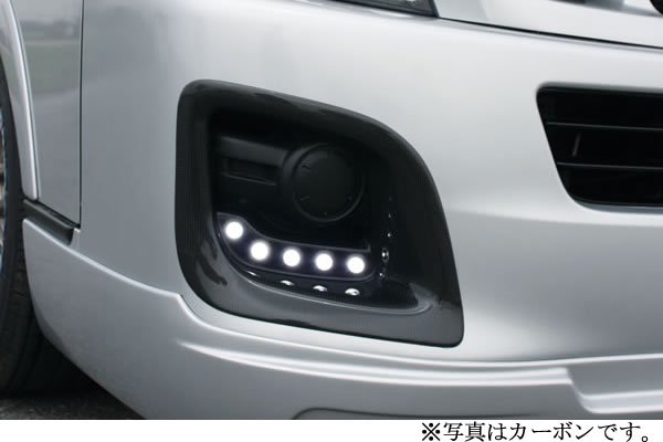NV350 ワイド デイライトキットパネル LED付(FRP) - 株式会社 ガレージ・ベリー