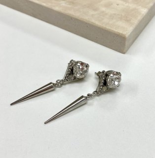 bijou  studs pierce