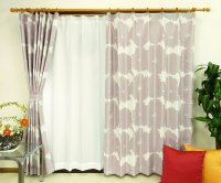 オーダーカーテン 通販 おしゃれな北欧風花柄遮光カーテン ブロムスト スモークピンク色